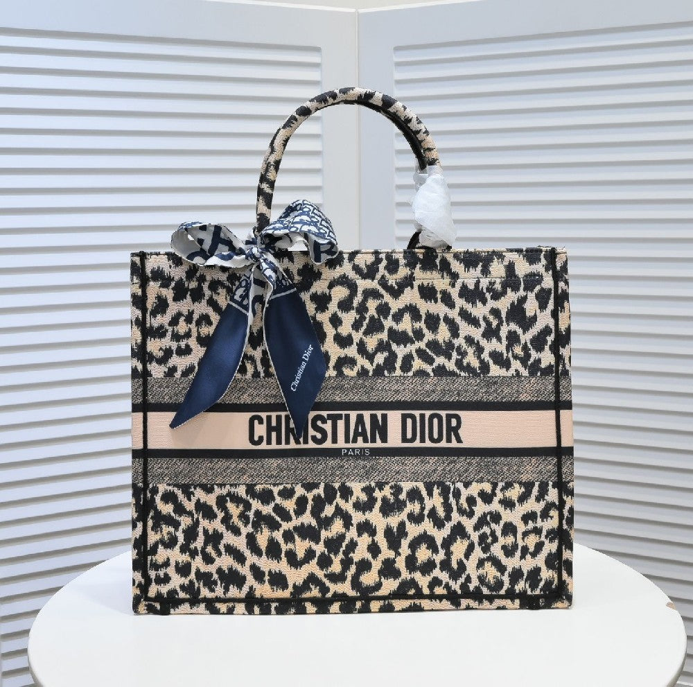 2025 Bag Stylish Tote Bag W3976