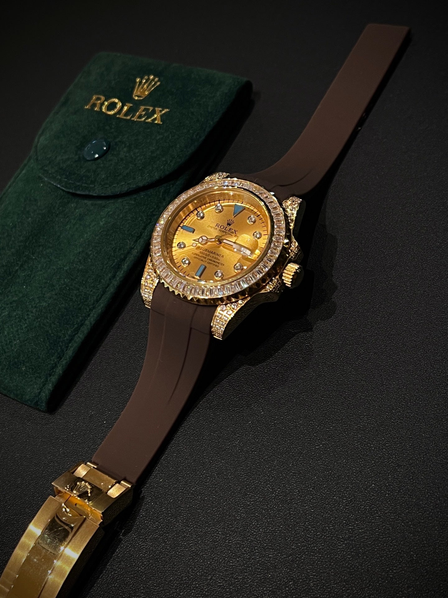 2026 New Arrival 👾 Diamond-Dial Watch 👺 A top-tier collectible, a must-have for anyone who dislikes the ubiquitous Submariner.