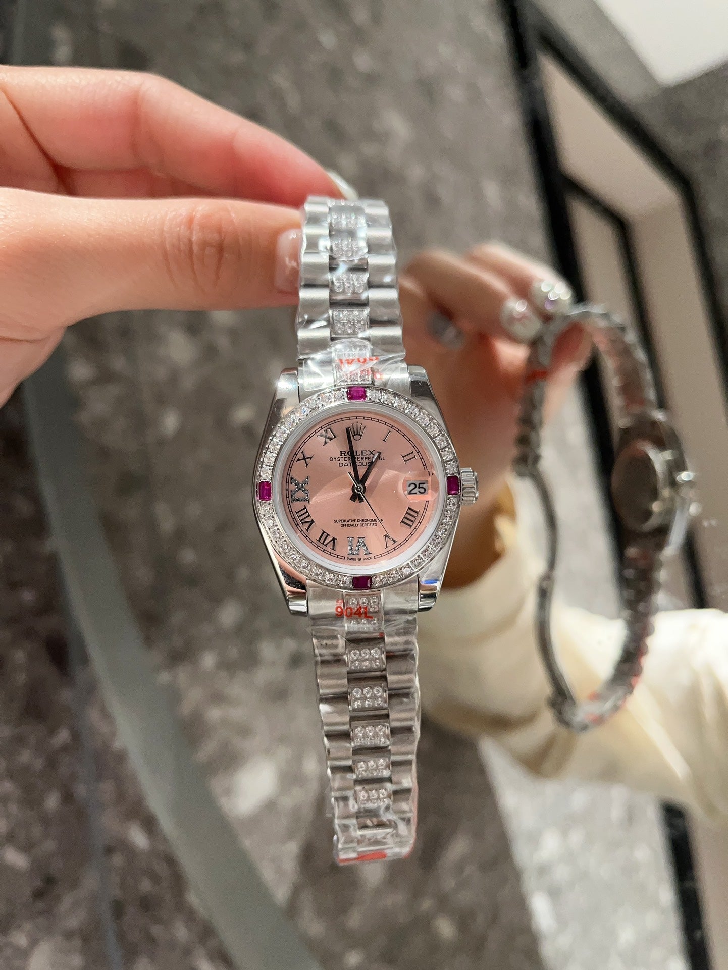 2026 Log Watch Series Classic Women's Edition Solid Steel Band - Original Push-Down Buckle Imported Movement Highly Recommended Design Exudes Unique Nobility and Elegant Goddess Aura!