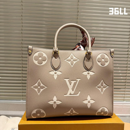 2025 Bag Classic shopping bag W195