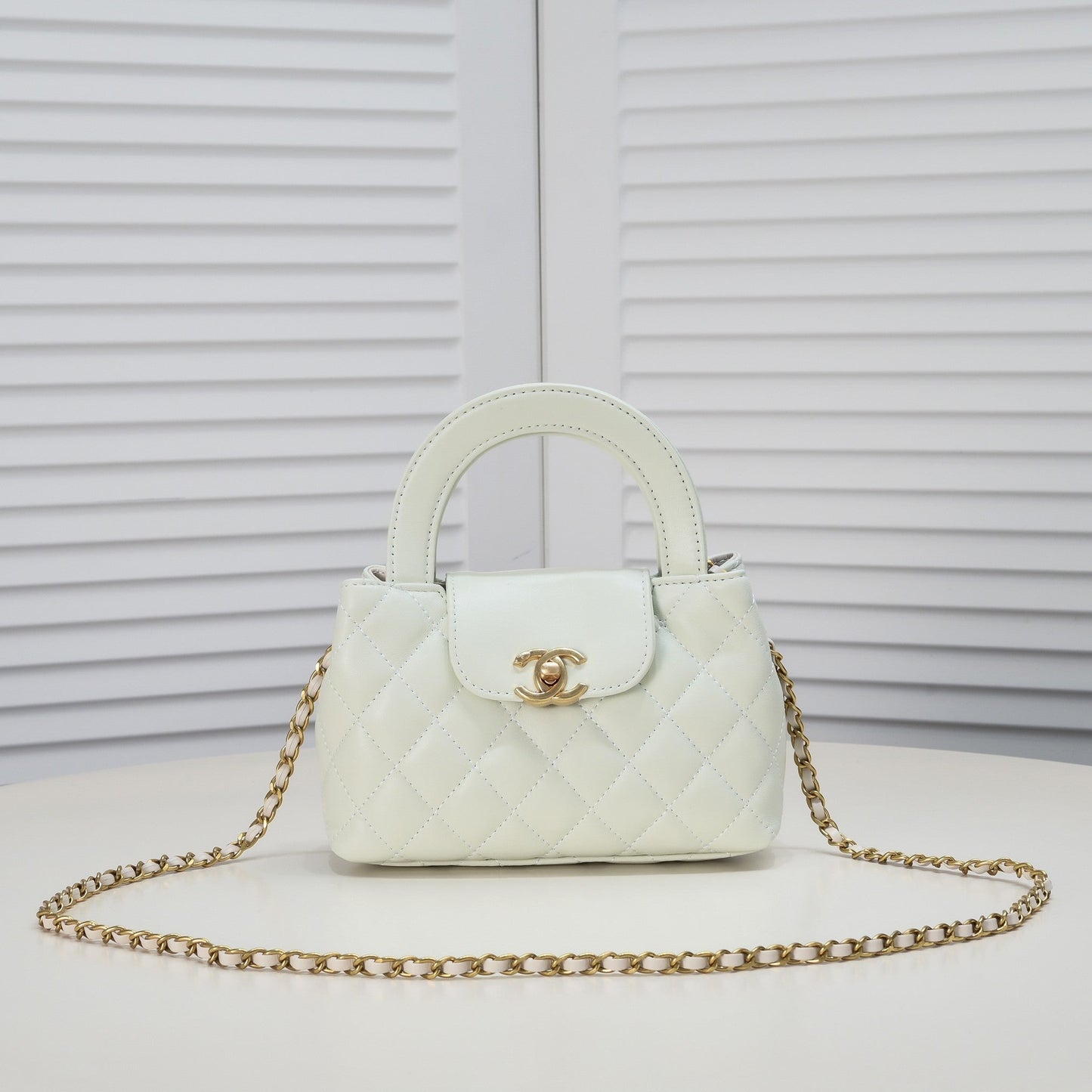 2025 Bag Stylish Top-handle Bag W39115