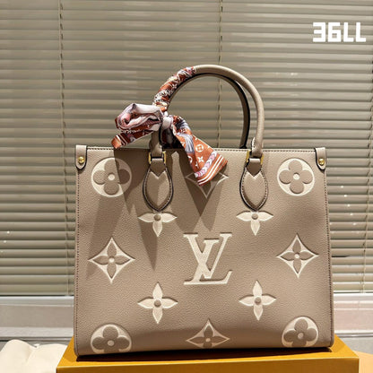 2025 Bag Classic shopping bag W195