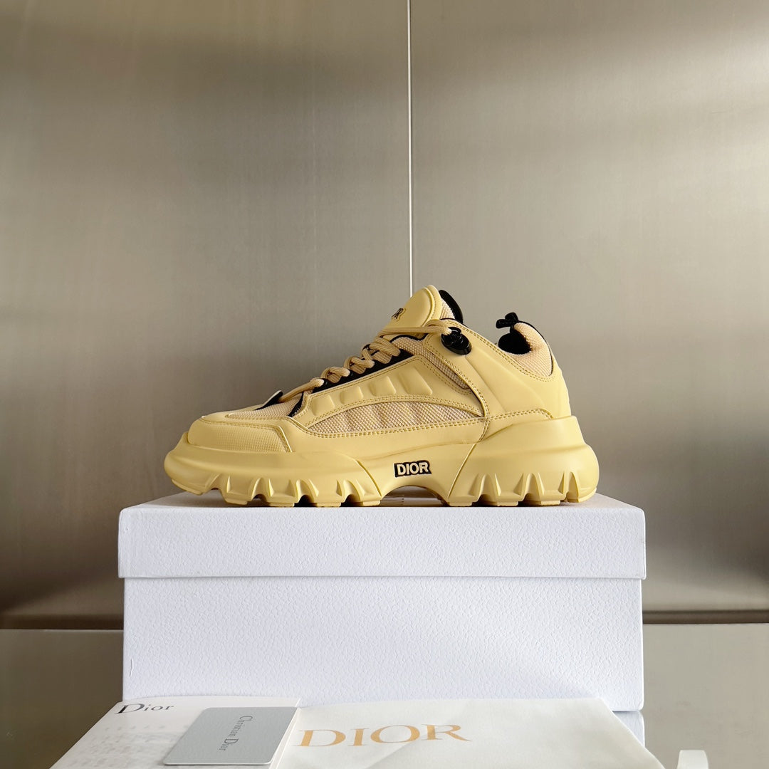 2025 1225 New high quality new color sports fashion shoes