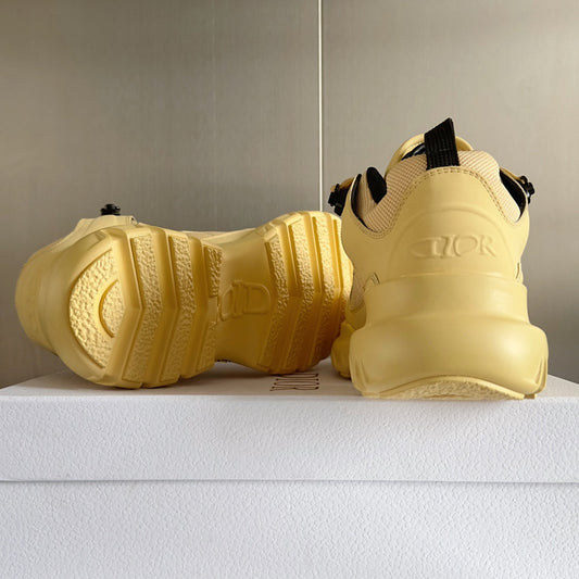 2025 1225 New high quality new color sports fashion shoes